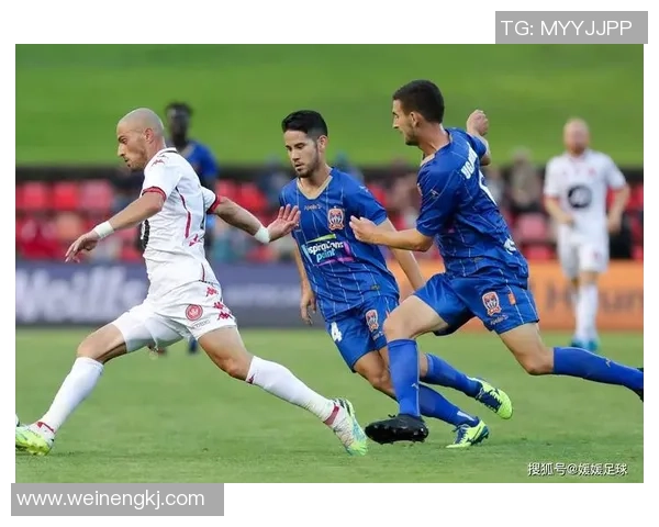 喷气机与中央海岸的激烈对决谁能笑到最后精彩赛事回顾与分析